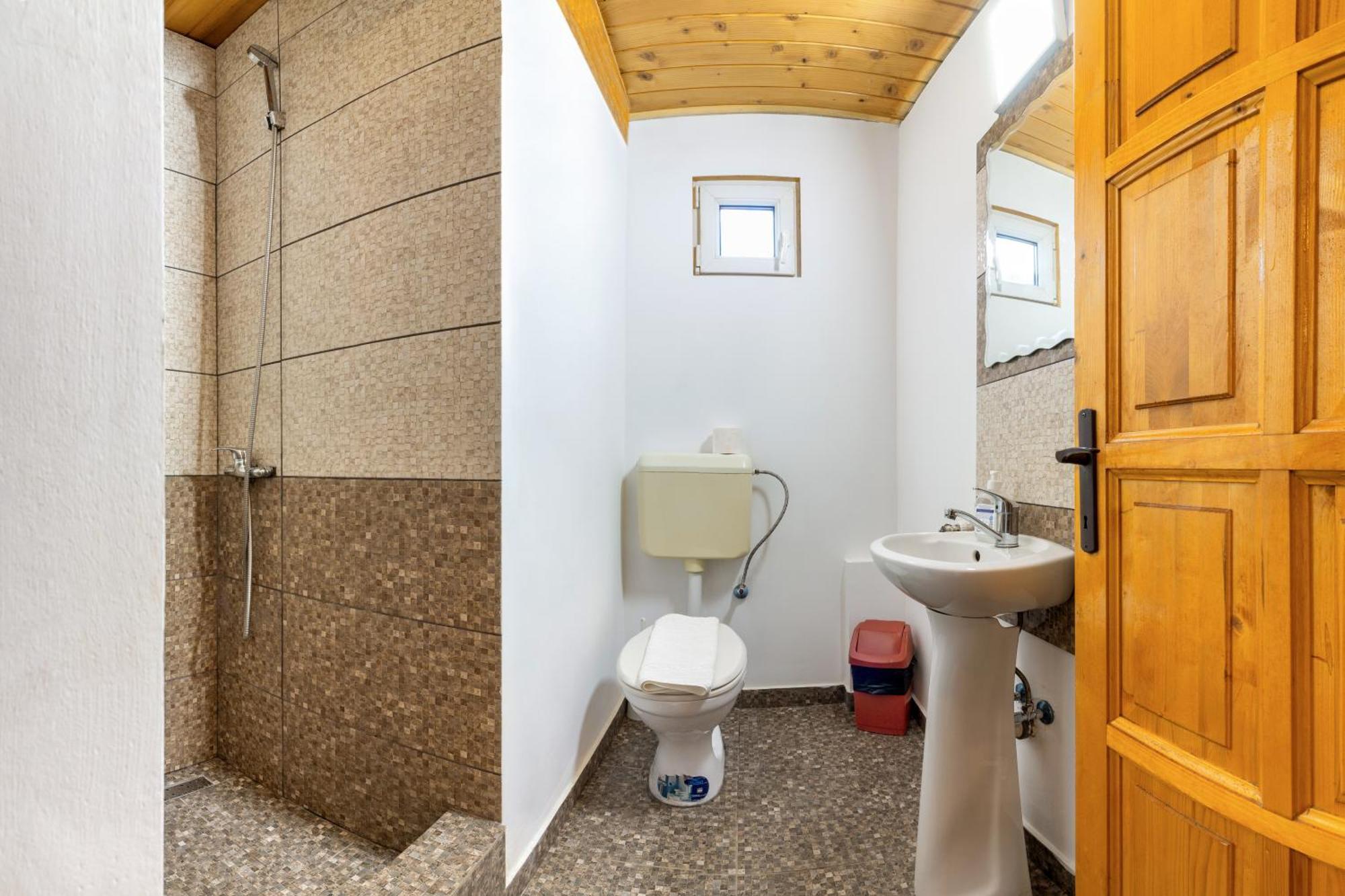 Resort 7 Crai - Cabana Baciu Zarnesti Exterior photo